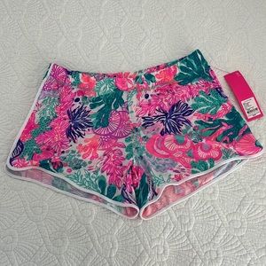 Lilly Pulitzer pajama shorts size small NWT